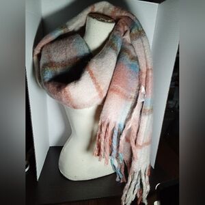 NEW Urban Outfitters Brushed Buffalo Plaid Fuzzy Tartan Wrap Scarf Large 80"x20"